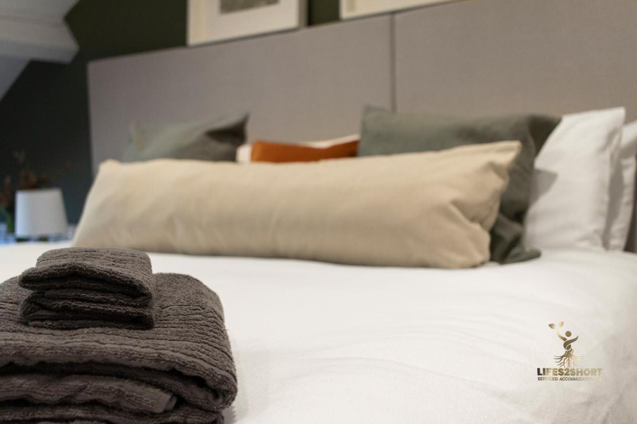 Luxe Courtyard Apartment For 4 Near Exeter City Centre Luaran gambar