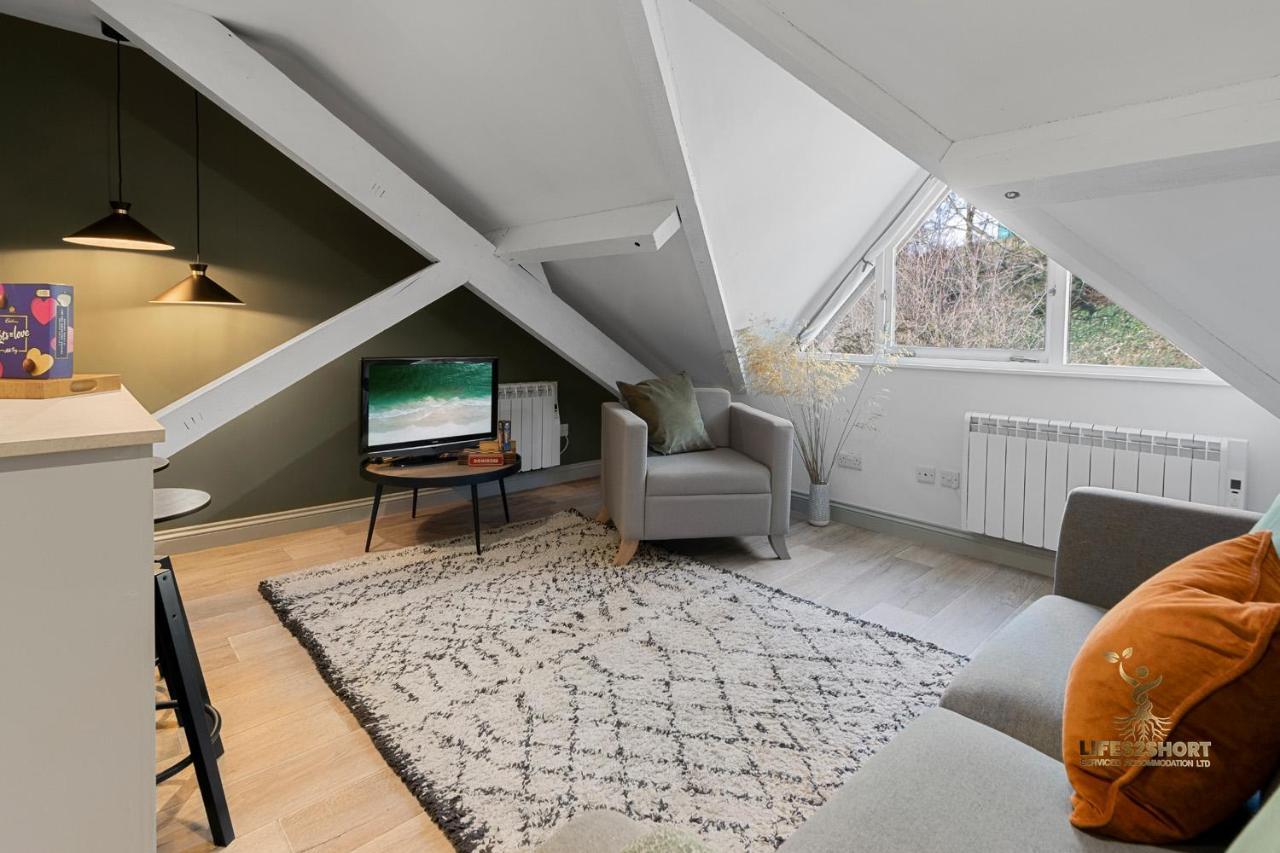 Luxe Courtyard Apartment For 4 Near Exeter City Centre Luaran gambar