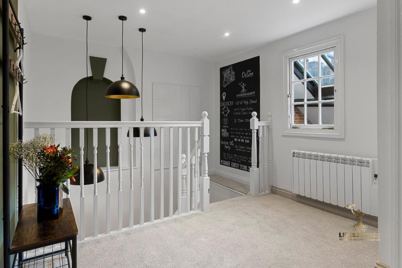Luxe Courtyard Apartment For 4 Near Exeter City Centre Luaran gambar