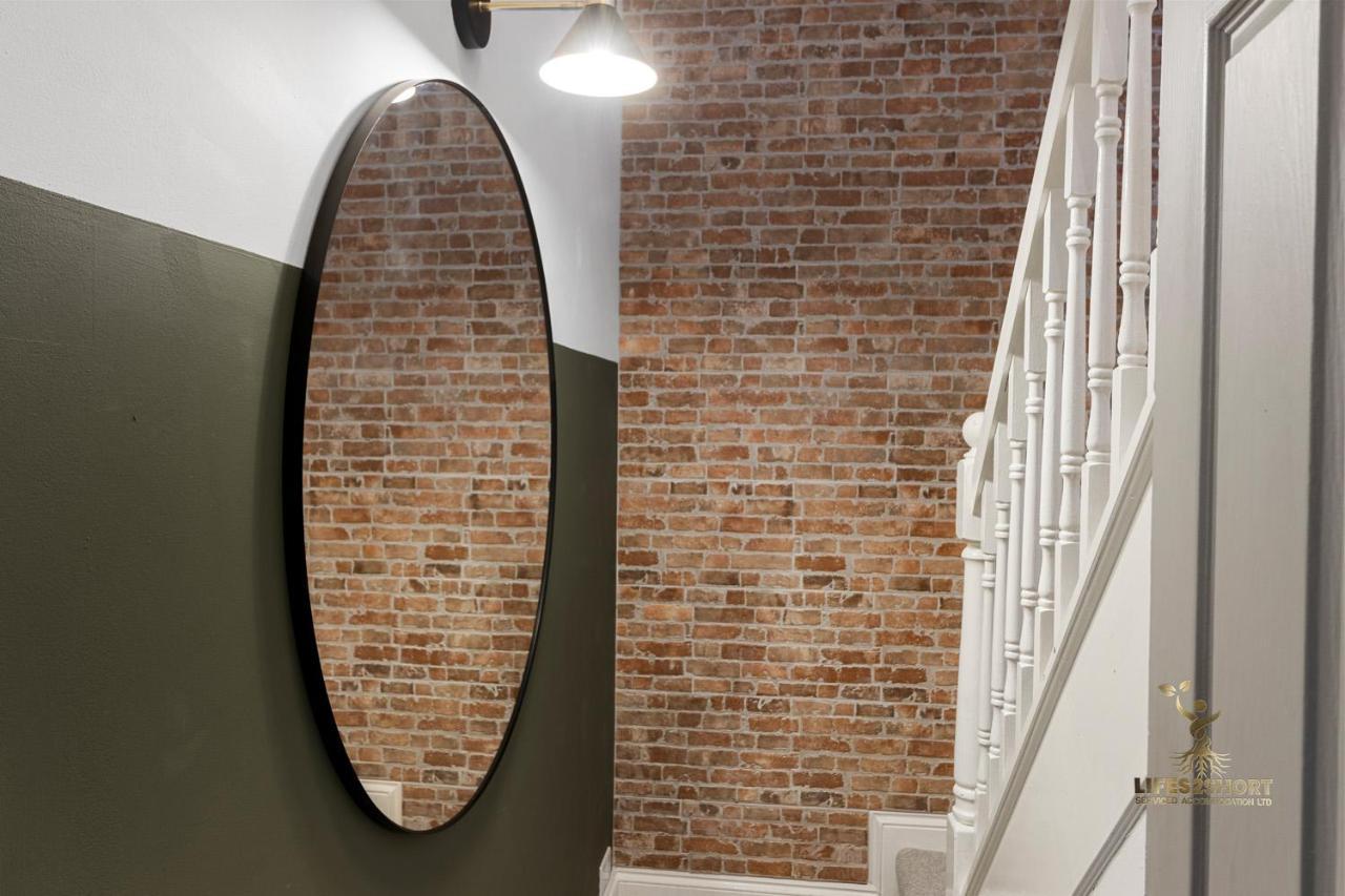 Luxe Courtyard Apartment For 4 Near Exeter City Centre Luaran gambar